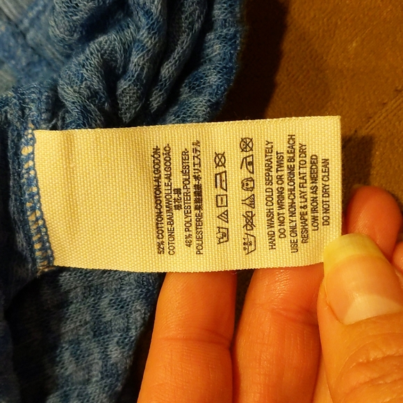 Waffle knit long sleeve top - Picture 8 of 8